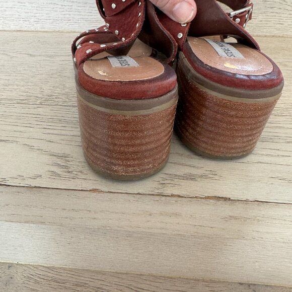 Steve Madden Gila Sandal Brown with Studs Size 8 - Picture 8 of 13